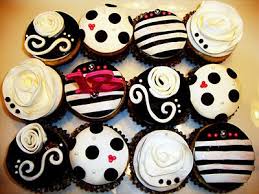 Birthday Cake Design For Sister In Law Cake Obsessions Birthday Cupcakes 18th Birthday Cake Happens