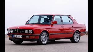 Bmw E28 5 Series Sedan 1981 1987 Bmw E28 5series Sedan History Xdrive Monster Luxury Mperformance Sheerdrivingple Bmw E28 Bmw M5 Bmw Classic Cars