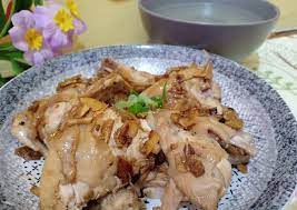 Gandingan rasa masam dan manis juga sangat. Resep Ayam Rebus Teman Nasi Hainan Anti Gagal Resep Us
