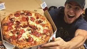 Domino's challenge: Man loses weight after eating pizza every day for a  year