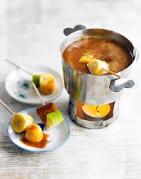 Fondue Au Caramel Recette En 2020 Alimentation Caramel Fondue Au Chocolat