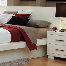 Modern platform bed with black and gray lacquer finish comes in an amazing design with led lighting system on the headboard that can be controlled with a switch. Modern Contemporary Bedroom Furniture Eurway Modern