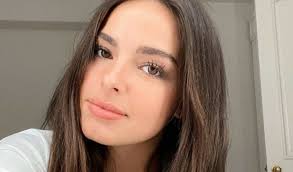 Tiktok superstar addison rae surprised her fans by dropping her debut single 'obsessed' on the platform. Addison Rae Is Tiktok S Highest Earner Pocketing Roughly 5 Million Over Past Year Report Tubefilter