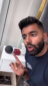 Jeffrey Bezos Daughter Account