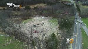 Debris from the explosion was on the pearl street side of the tavern. It Was Snowing Fiberglass House Explosion Rocks New Jersey Neighborhood Cbs New York