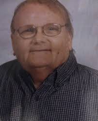 Memorialize Loved Ones: Obituaries & Tributes