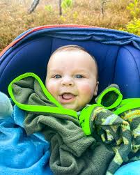 Caitlyn Ware's Instagram, Twitter & Facebook