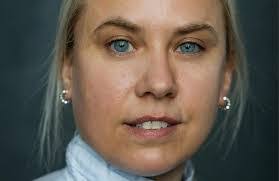 Carrie Rock's Instagram, Twitter & Facebook