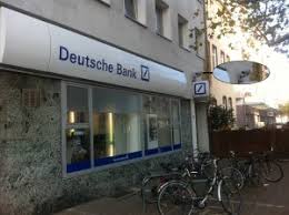 Deutsche bank vous offre rendement, expertise et davantage de choix pour votre argent au quotidien, votre épargne et vos investissements. Videouberwachung Der Kreuzung Engelbosteler Damm Kopernikusstrasse Durch Die Deutsche Bank Freiheitsfoo