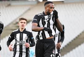 €9.00m* apr 17, 1995 in brampton, ontario.facts and data. Cyle Larin Idmanda Yaptiklarimizi Sahaya Yansitiyoruz Ntvspor Net