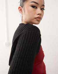 Princess Polly Princess Polly ribbed knit bolero in black