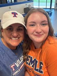 From 2021 to 2025, Azzi Fudd and Caroline Ducharme from freshmen to super  seniors!