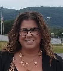 Nicole Gillen's Instagram, Twitter & Facebook