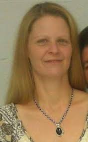 Salsa verde chicken recipe with melted mozzarella