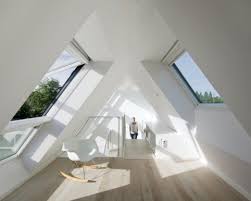 If We Had A House With A Super Pointy Roof This Could Be A Pretty Amazing Way To Fix It Up Image Courtesy Of Thebe Spitzboden Dachboden Ausbauen Modellhaus