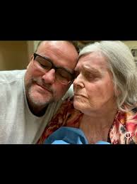 Happy Birthday Mom ! Love you ! You are amazing ❤️