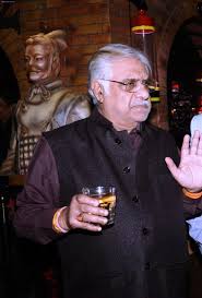 Aanjjan Srivastav Age Wife Family Biography More Starsunfolded Anjan srivastav was born on june 2, 1948 in calcutta, west bengal, india. aanjjan srivastav age wife family