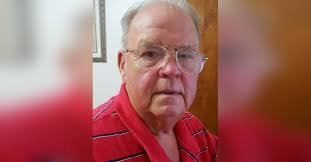 Diane Hinkle's Instagram, Twitter & Facebook