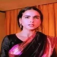 A veteran of hindi theatre, she made her debut in the 1978 political drama film kissa kursi ka and went on to play supporting roles in numerous hindi and malayalam films, as well as in indian soap operas. Uxkxtwxi1gh0lm