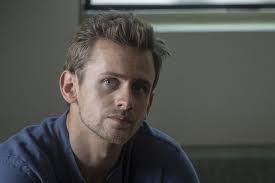 How This Is Us Found Blake Stadnik The Blind Actor Who Plays Toby And Kate S Son Actors Tv Moms This Is Us