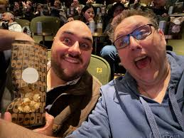 Alex Verrey (@RealBigBoyBarry)