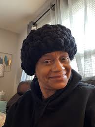 Crocheting a Hat and Slippers for Beginners