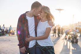 Personal digital assistants are handheld devices that combine multiple features. What Does Pda Mean And What Did Love Island S Alexandra Say About Dr Alex