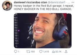 bee — nonesense (social media au)