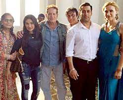 Ce anunț au făcut aceștia, la insistențele lui măruță? Iulia Vantur Si Salman Khan Prima Fotografie Impreuna
