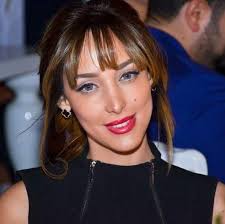 May 29, 2021 · في لقاء إعلامي كشفت بسمة بوسيل، عارضة الأزياء المغربية، عن تطور جديد مع علاقتها بزوجها الفنان تامر حسني، بعدما تعرضا لأزمة في علاقتهما خلال الفترة الأخيرة كانا على وشك الانفصال. ÙÙŠØ¯ÙŠÙˆ Ù…ØªØ¯Ø§ÙˆÙ„ Ù„Ù€ Ø¨Ø³Ù…Ø© Ø¨ÙˆØ³ÙŠÙ„ Ø£Ø«Ù†Ø§Ø¡ Ø§Ù†Ù‡ÙŠØ§Ø±Ù‡Ø§ Ø¨Ø§Ù„Ø¨ÙƒØ§Ø¡ Ù…Ø§ Ø§Ù„Ø³Ø¨Ø¨ Ù…Ø¬Ù„Ø© Ù‡ÙŠ