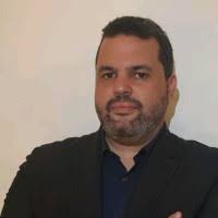 300+ perfis com “Marcel”