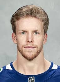 Shawn Knowlton's Instagram, Twitter & Facebook