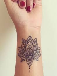 16 Trendy Tattoo For Women On Wrist Cover Up Lotus Flowers Flower Wrist Tattoos Inner Wrist Tattoos Wrist Tattoo Cover Up