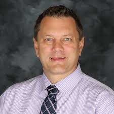 Aimee Knott's Instagram, Twitter & Facebook