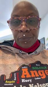 Brenda Caldera's Instagram, Twitter & Facebook