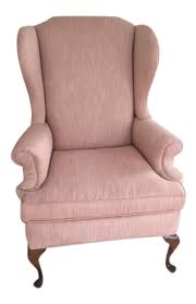 Rose Pink Queen Anne Chair On Chairish Com Chair Queen Anne Chair Wingback Chair