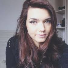 Sonya Medeiros's Instagram, Twitter & Facebook