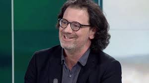 L'ethnologue Grégoire Mayor réagit à la construction d'un mémorial pour les  victimes du coronavirus