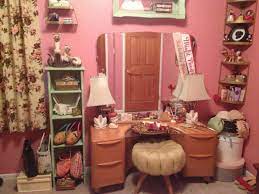 Looking to refresh your bedroom decor? Best Rockabilly Home Decor Porch And Chimney Ever From 50s Rockabilly Home Decor Ideas Pictures