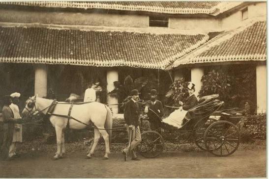 British Family in India in front of their House - 1875 - Old Indian Photos