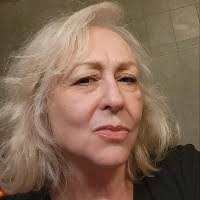 Linda Hauser's Instagram, Twitter & Facebook