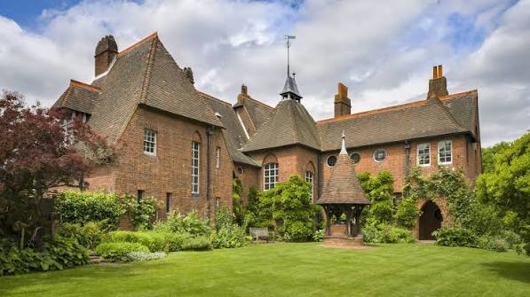 Red House │ London | National Trust