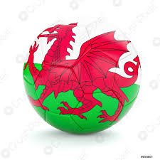 Hier können sie walisische fahnen günstig online kaufen. Fussball Mit Wales Flagge Foto Vorratig Crushpixel