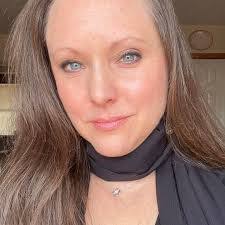 Adele Gardner's Instagram, Twitter & Facebook