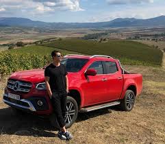 Năm tân sửu (âm lịch). O Sakhs Roybas Odhgei Apo Polytelh Suv Mexri Agrotika Photos Motori Gr