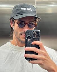 Henry Burgin (henryburgin)