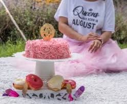 It's the chocolate birthday cake that was actually the recipe of her grandmother, queen mary. 40th Birthday Cake Smash Why Not Nadia Roberto Delas Por Elas
