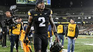 Browns NFL Draft: Top offensive fits for Cleveland at picks 33 and 36 -  Dawgs By Nature