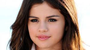 Résultat de recherche d'images pour "image de selena gomez"