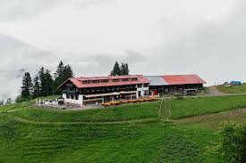 Berghütten mieten urlaub in almhütte ferienhaus in den bergen hütten mieten in bayern berghüttenurlaub und selbstversorgerhütten in deutschland. Heiraten In Den Bergen Tipps Fur Eine Berghochzeit Bayern Osterreich